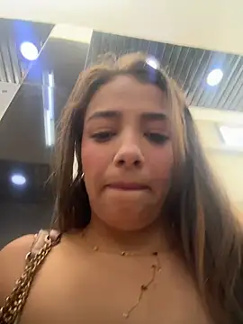 Snapshot of Hall_16 chatting on December 15, 2025, 9:20 pm Hall 16 online show from December 15, 2025, 9:20 pm