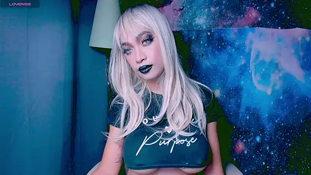 XXsexylongcockXX online show from March 6, 2025, 3:35 am