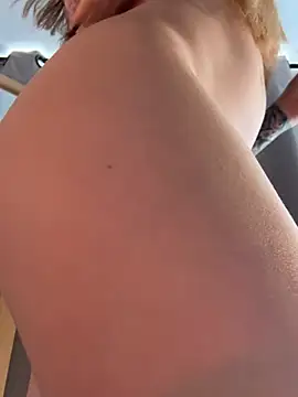 curchez  online show from January 17, 2026, 6:55 pm