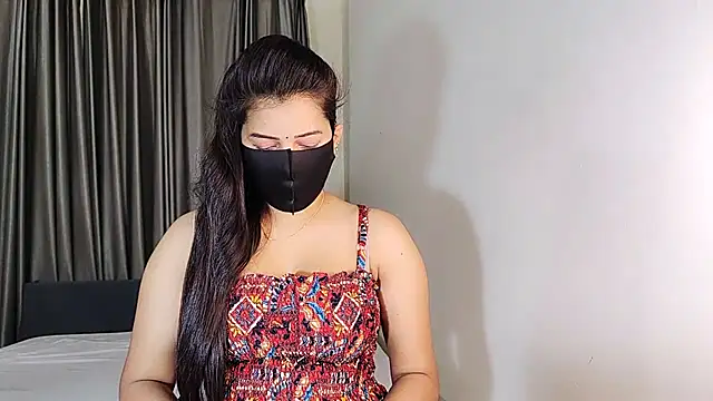 Snapshot of YourLovelyQueen chatting on January 3, 2025, 5:53 pm YourLovelyQueen online show from January 3, 2025, 5:53 pm