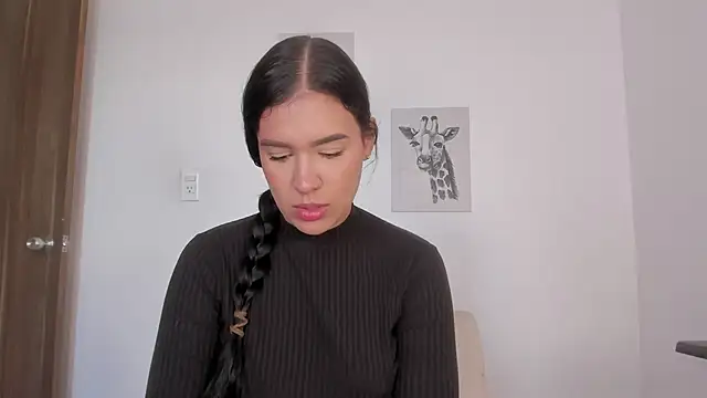 Snapshot of Hanna_Risso chatting on February 28, 2026, 5:01 pm Hanna Risso online show from February 28, 2026, 5:01 pm