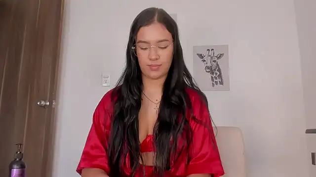 Snapshot of Hanna_Risso chatting on February 19, 2026, 6:16 pm Hanna Risso online show from February 19, 2026, 6:16 pm