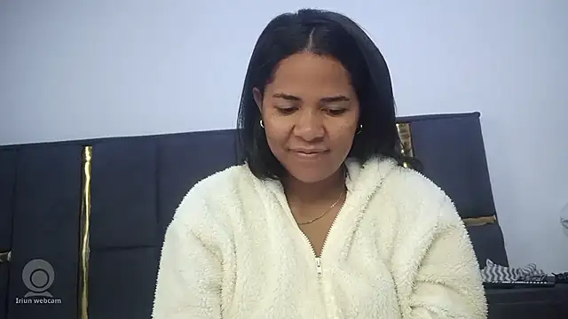 Snapshot of aleixane chatting on May 5, 2026, 5:43 am aleixane online show from May 5, 2026, 5:43 am