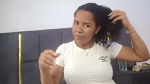 aleixane online show from November 29, 2025, 8:03 am