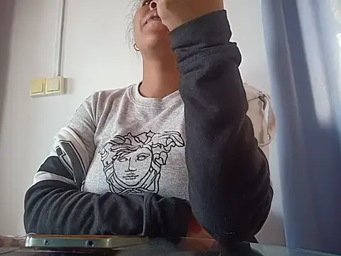 aleixane online show from July 9, 2026, 7:42 am