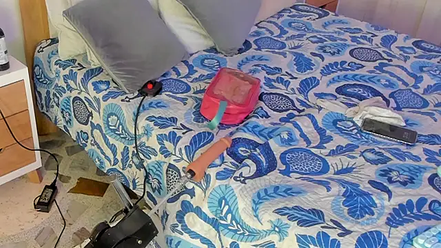 elena mature online show from October 11, 2025, 7:15 pm