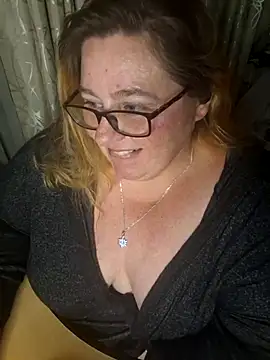 Iceprincess2bad4u online show from November 14, 2025, 6:11 pm