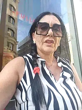 Snapshot of La_Vedova_Allegra chatting on June 19, 2026, 6:03 pm La Vedova Allegra online show from June 19, 2026, 6:03 pm