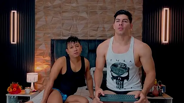 Snapshot of FelipeAndMarcello3 chatting on September 23, 2025, 2:13 pm FelipeAndMarcello3 online show from September 23, 2025, 2:13 pm