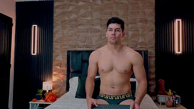 Snapshot of FelipeAndMarcello3 chatting on September 22, 2025, 2:45 pm FelipeAndMarcello3 online show from September 22, 2025, 2:45 pm