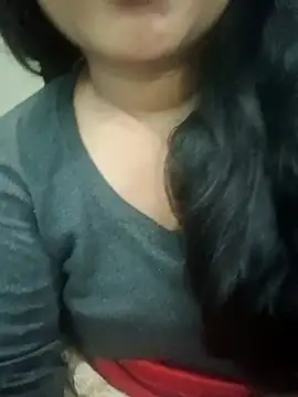 Sweet-Berry online show from December 21, 2025, 6:53 pm