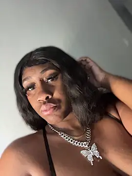 Foreignthababyy online show from April 13, 2026, 6:34 pm