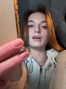 -AngelAri- online show from March 12, 2025, 9:03 pm