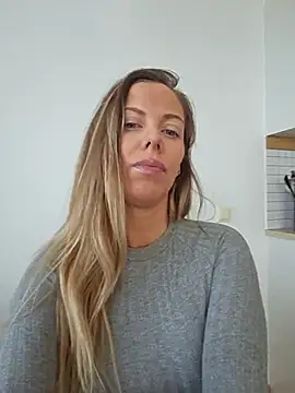 Snapshot of novaforyou1 chatting on March 15, 2025, 8:26 am novaforyou1 online show from March 15, 2025, 8:26 am