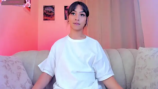 Moonlight1002 online show from February 19, 2025, 4:55 am