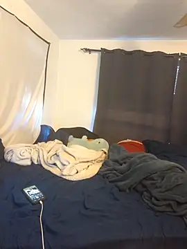 JadaSkyy online show from September 19, 2025, 12:53 pm