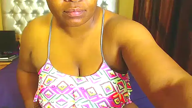 Snapshot of missboobsxx chatting on November 18, 2025, 8:34 pm missboobsxx online show from November 18, 2025, 8:34 pm