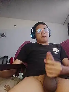 Mghty-cockl88 online show from February 17, 2026, 2:36 pm