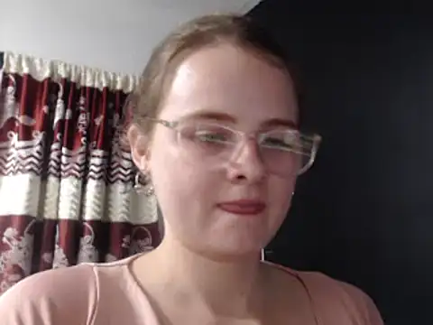 HellenMiyer1111 online show from March 17, 2025, 11:46 pm