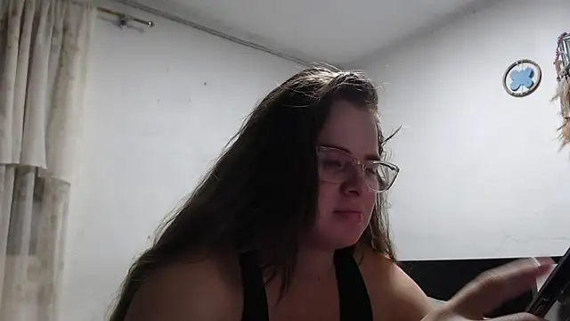 HellenMiyer1111 online show from October 6, 2025, 4:52 pm