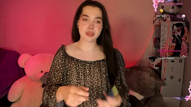 Snapshot of YsabellViveris chatting on September 12, 2025, 2:17 pm YsabellViveris online show from September 12, 2025, 2:17 pm