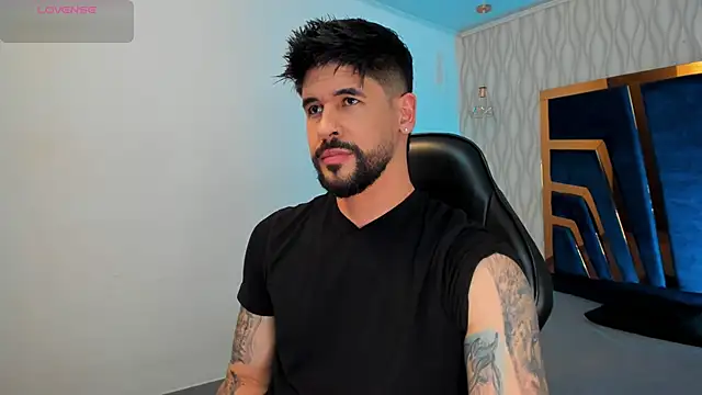 Petesevans online show from November 21, 2025, 11:15 pm