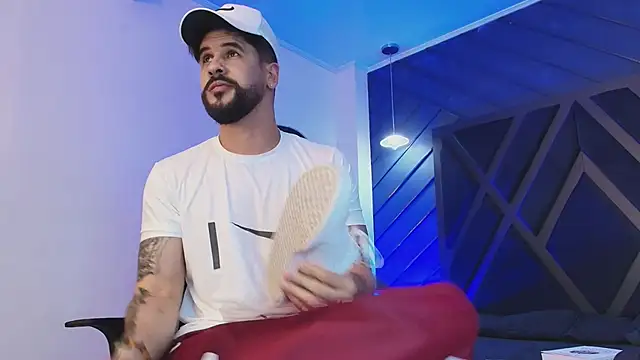 Petesevans online show from March 23, 2026, 11:15 pm