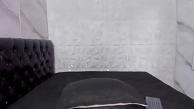 rosalia-04 online show from March 17, 2026, 7:17 pm