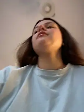 likaxxx online show from February 10, 2025, 12:18 pm