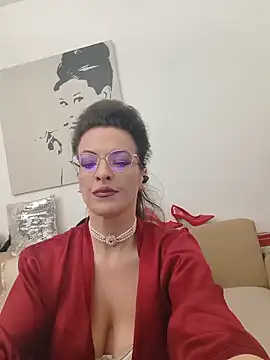 RebeccaNoble online show from June 1, 2026, 2:17 pm