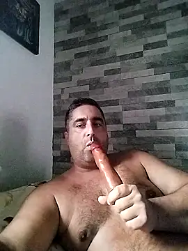 ADRIAN ADI40 online show from October 5, 2025, 6:48 am