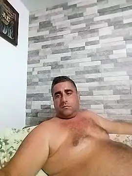 ADRIAN ADI40 online show from November 3, 2025, 4:54 pm