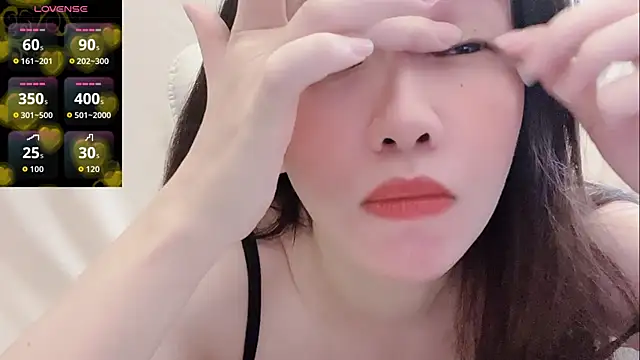 Snapshot of Tw_Zoella chatting on June 3, 2026, 1:50 am Tw Zoella online show from June 3, 2026, 1:50 am