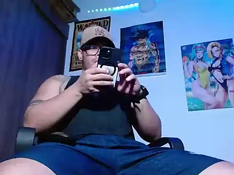 Danielsbigcum online show from April 11, 2026, 5:26 am