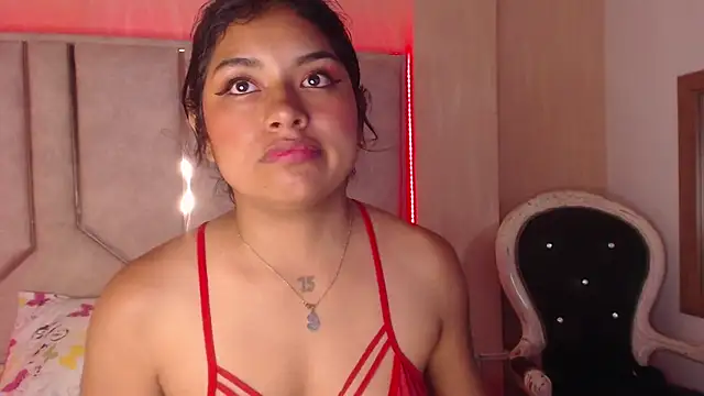 Snapshot of ChantalPetit chatting on February 25, 2026, 6:52 pm ChantalPetit online show from February 25, 2026, 6:52 pm