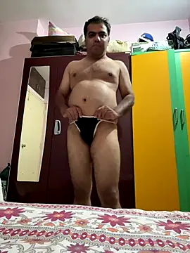 Snapshot of kaustubh45 chatting on September 25, 2025, 4:13 pm kaustubh45 online show from September 25, 2025, 4:13 pm
