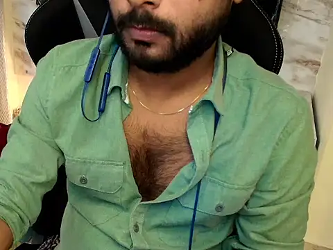 SHENOY3 online show from February 17, 2026, 7:44 pm