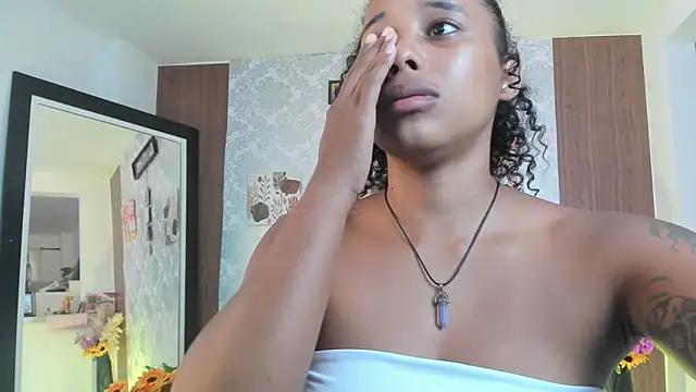 kelly thomson online show from September 23, 2025, 6:59 pm