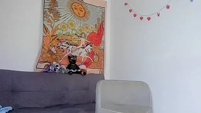 Snapshot of kiaraglam2 chatting on October 31, 2025, 2:13 pm kiaraglam2 online show from October 31, 2025, 2:13 pm