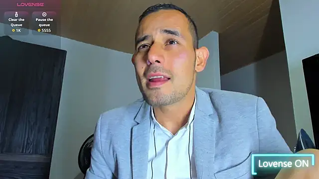 jhonyalzate2 online show from October 25, 2025, 2:00 am