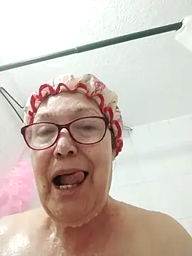 Vicky Rosse online show from October 8, 2025, 2:40 pm