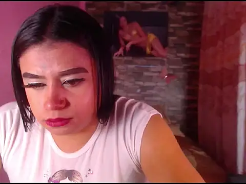 katrinawillff online show from November 14, 2025, 4:54 pm