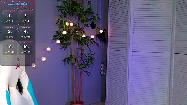 Ramona    online show from April 15, 2026, 2:32 pm