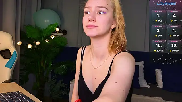 Ramona    online show from November 26, 2025, 6:13 am