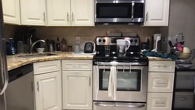 BigGuyMuscle online show from September 14, 2025, 8:20 pm