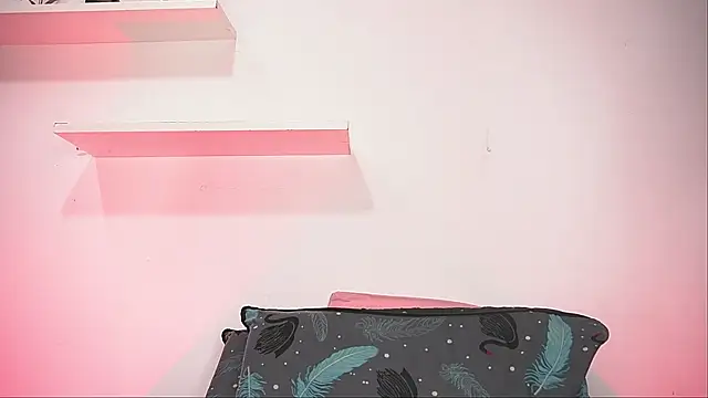 alexaa walker online show from September 18, 2025, 11:57 am