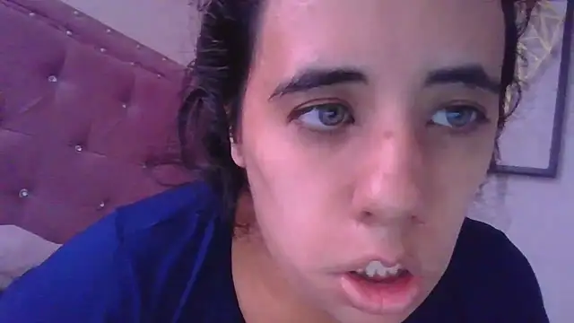 annarose19 online show from September 19, 2025, 5:39 pm