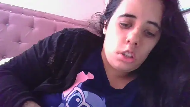 annarose19 online show from September 17, 2025, 7:38 pm