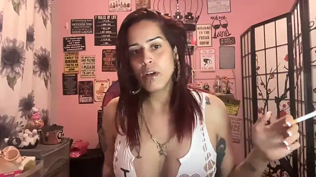 Snapshot of latinacubana chatting on March 22, 2025, 5:17 am latinacubana online show from March 22, 2025, 5:17 am