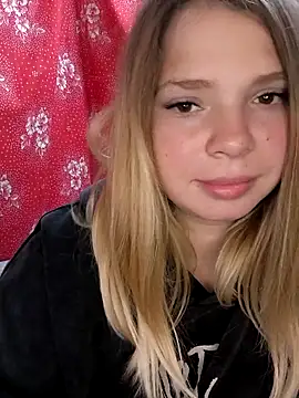 Zuli Kiska online show from October 8, 2025, 8:16 am